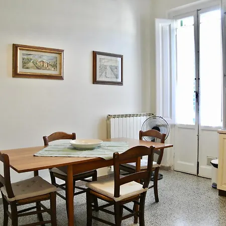 Vintage Petrella Relax E Atmosfera Fiorentina Apartment *